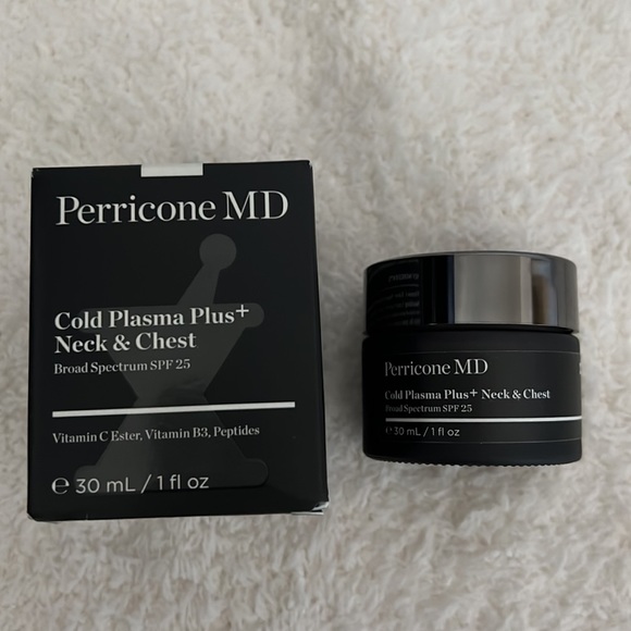 Perricone MD Cold Plasma+ Neck & Chest Broad Spectrum SPF 25 - Picture 5 of 5